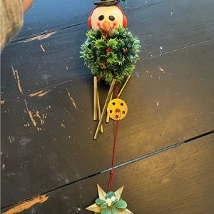 Super kitschy snowman Christmas chimes